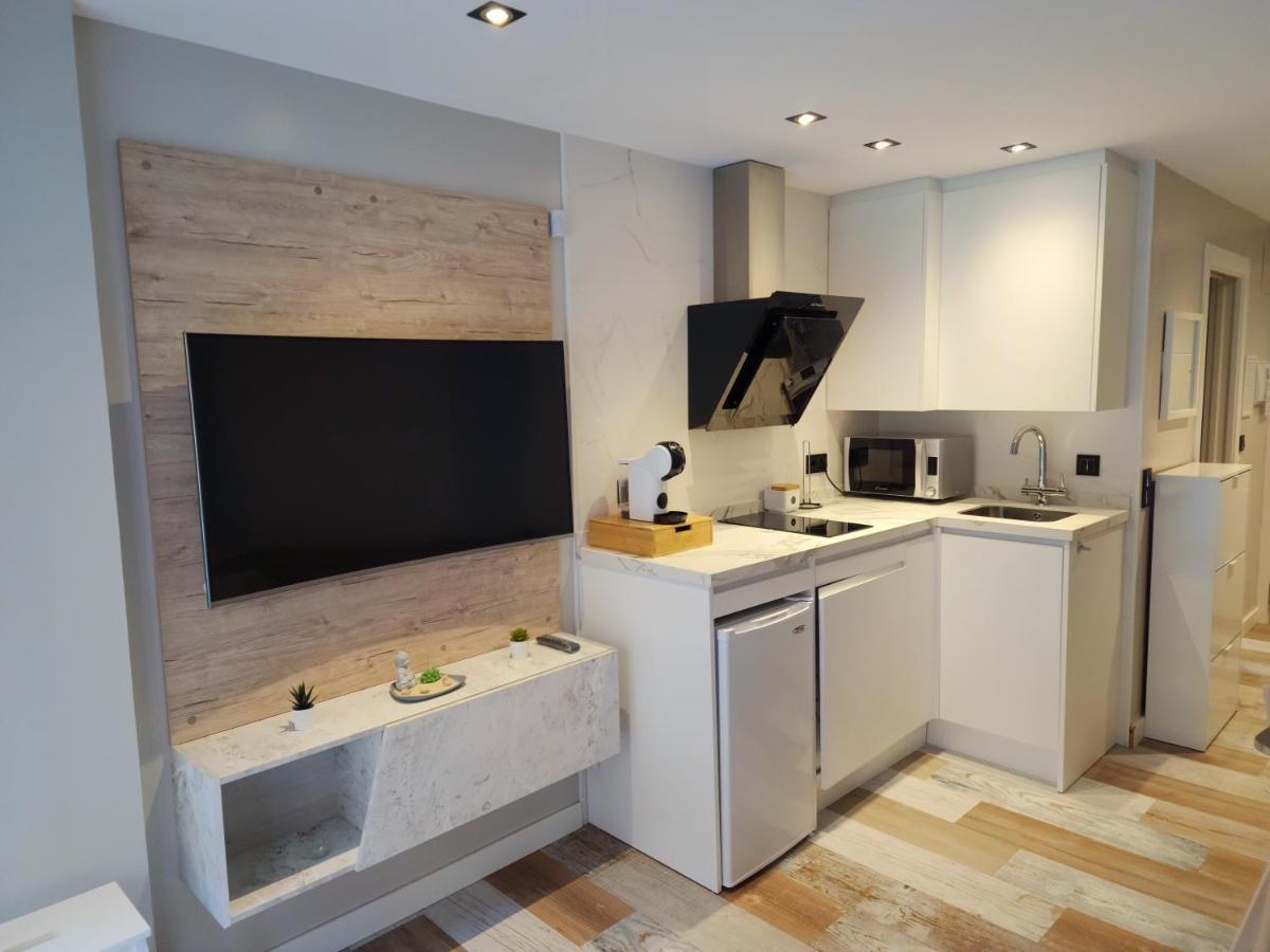Premium Studio Minerva 103 Con Piscina Y Parque Acuatico بينالماذينا المظهر الخارجي الصورة
